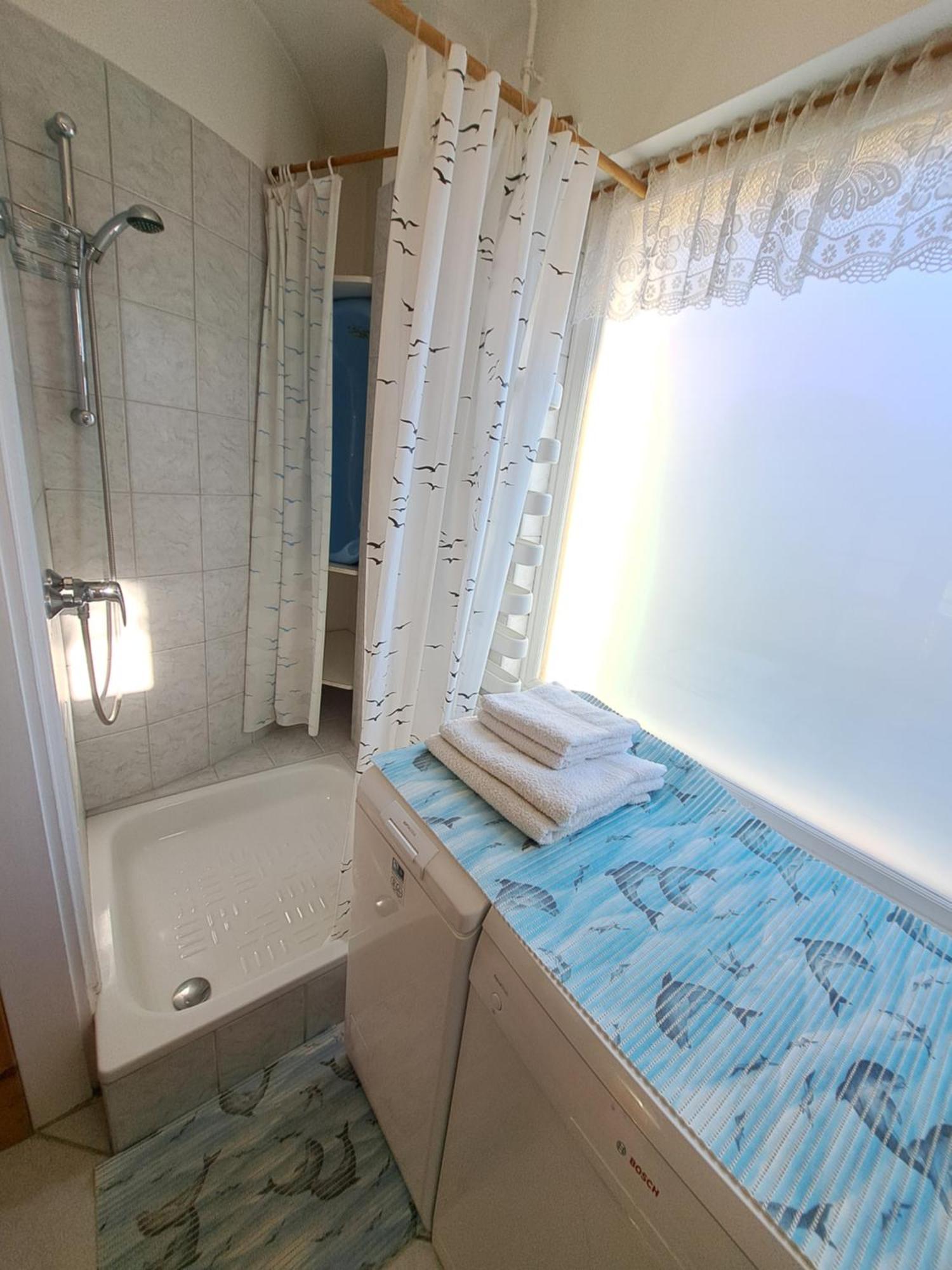 Csaladi Vendeghaz Appartement Eger Buitenkant foto