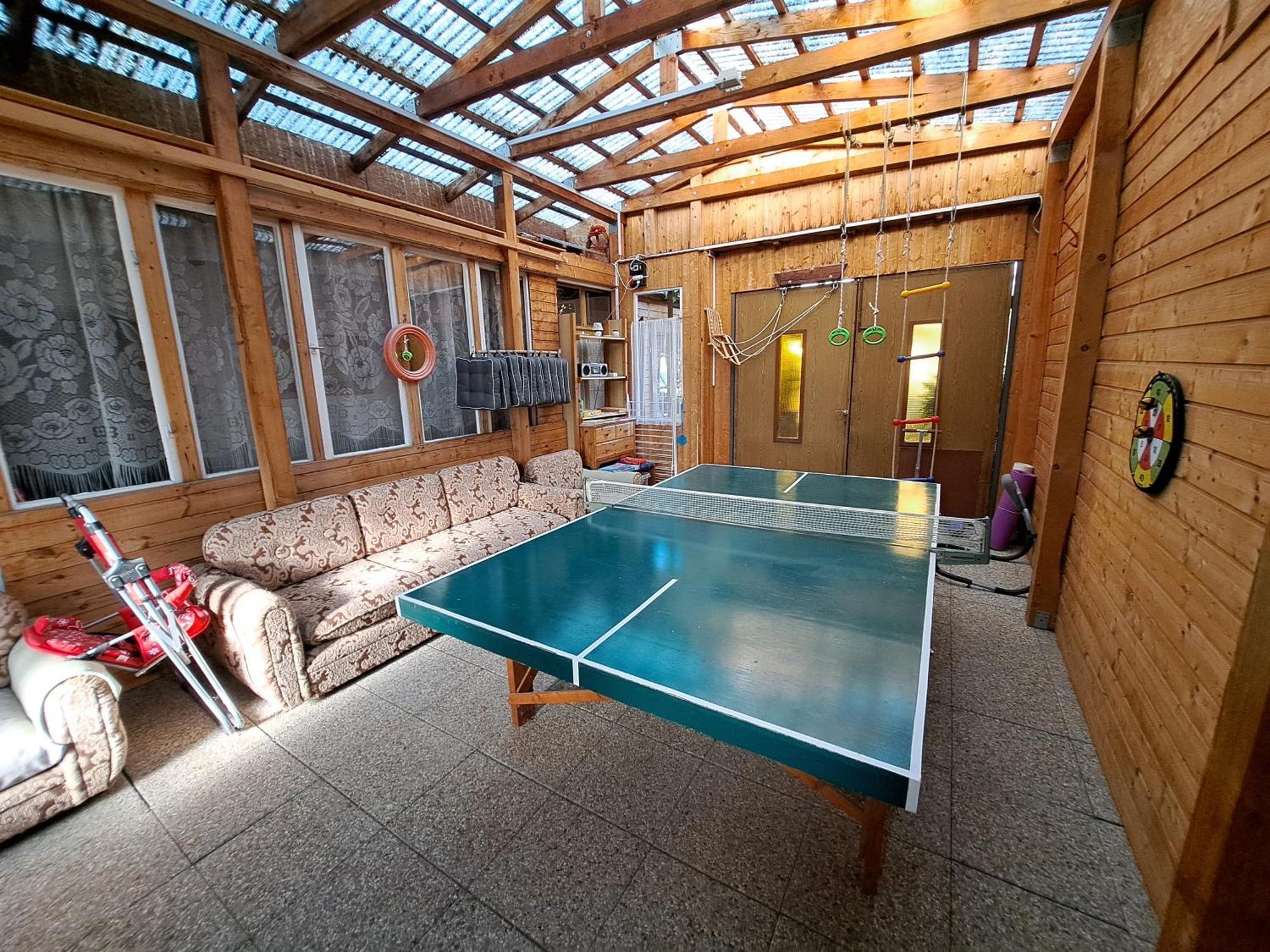 Csaladi Vendeghaz Appartement Eger Buitenkant foto