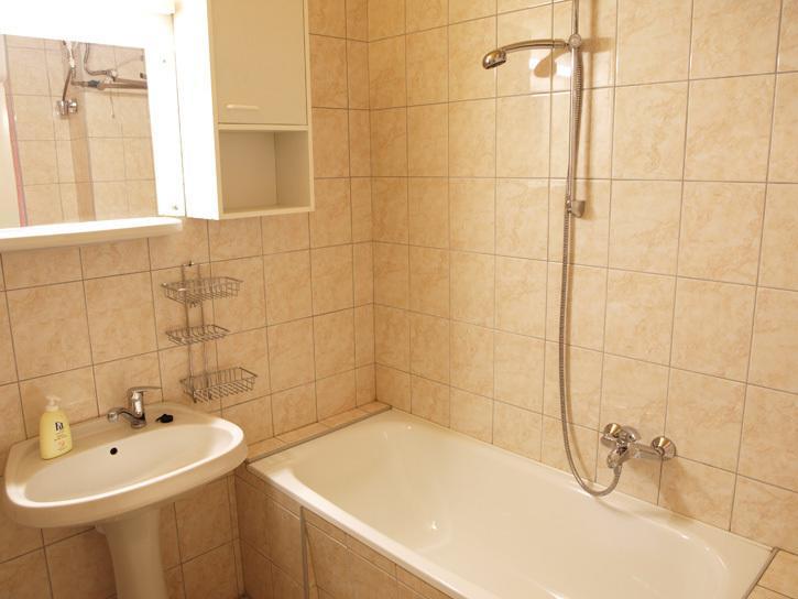 Csaladi Vendeghaz Appartement Eger Kamer foto